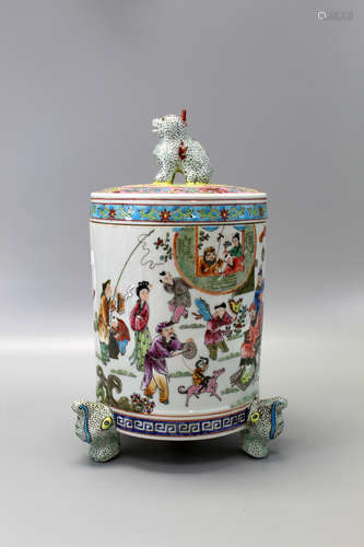 Chinese Famille Rose Porcelain Footed Jar with Lid,