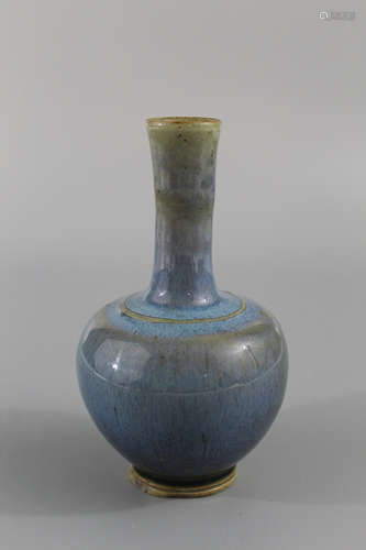 Chinese flambe glazed porcelain vase, 18th Century.