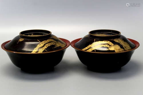 Pair Japanese Lacquer Parcel Gilt Decorated Covered
