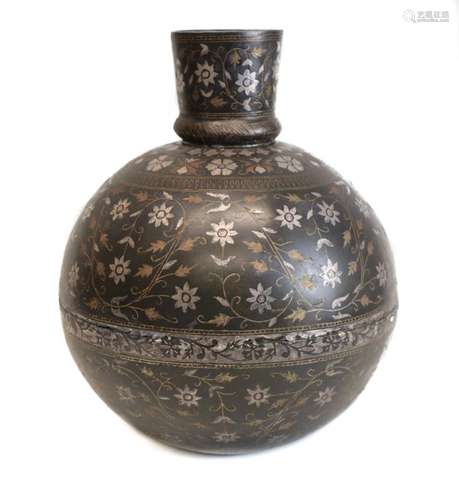 Indian Inlaid Bidri Vase