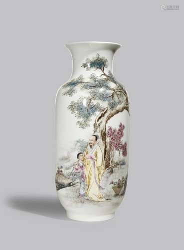 A CHINESE FAMILLE ROSE VASE