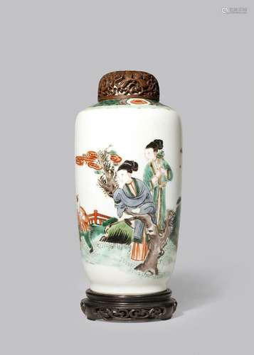 A CHINESE FAMILLE VERTE CYLINDRICAL VASE