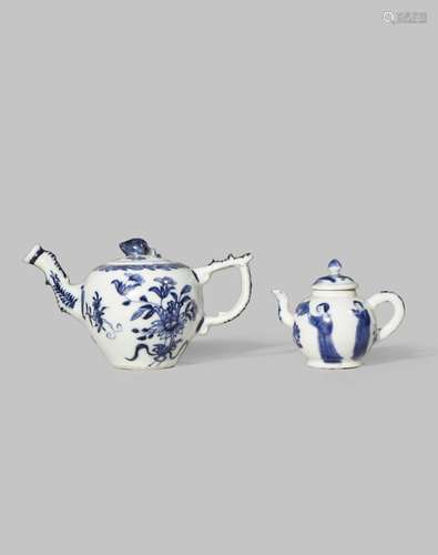 TWO SMALL CHINESE BLUE AND WHITE TEAPOTS AND COVERS