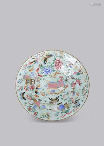 A CHINESE CANTON FAMILLE ROSE DISH