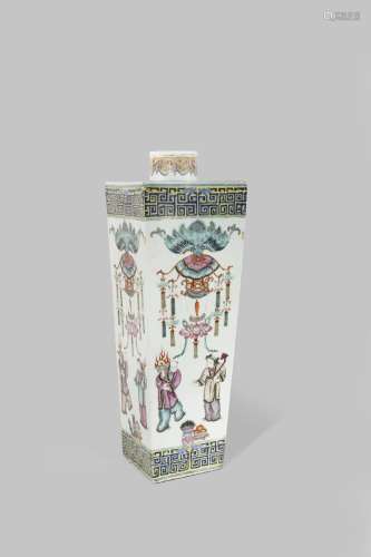 A CHINESE FAMILLE ROSE SQUARE-SECTION VASE
