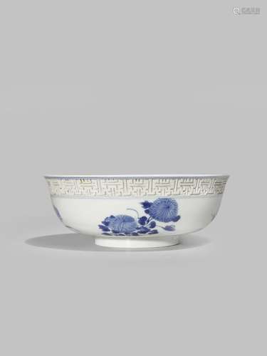 A CHINESE BLUE AND WHITE 'BAJIXIANG' BOWL