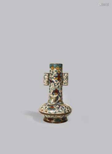 A SMALL CHINESE CLOISONNE ARROW VASE