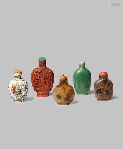 FIVE CHINESE SNUFF BOTTLES