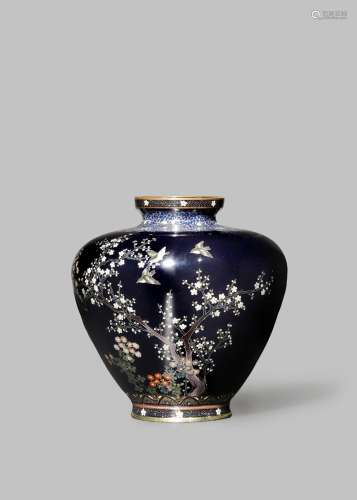 A JAPANESE CLOISONNE ENAMEL VASE IN THE STYLE OF HAYASHI KODENJI (1831-1915)
