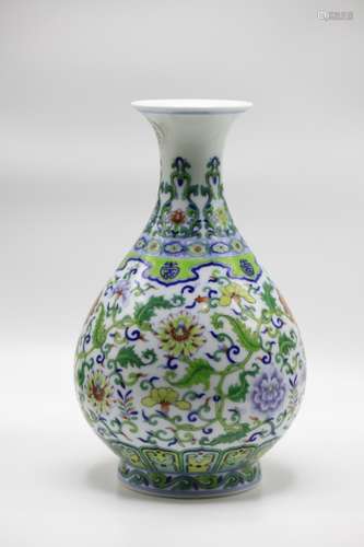 Chinese Doucai Yuhuchun Vase