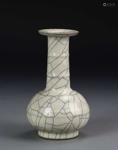 Chinese Geyao Vase