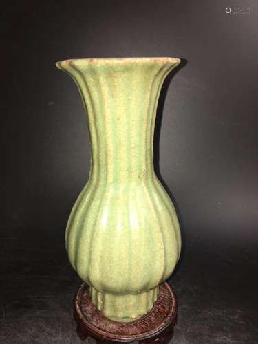 LONGQUAN KILN BIG MOUTH VASE