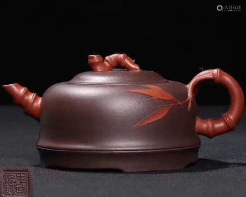 SHEN JUHUA MADE TEAPOT