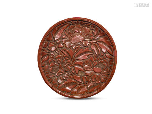 十四世纪下半叶 剔红牡丹花纹圆盘