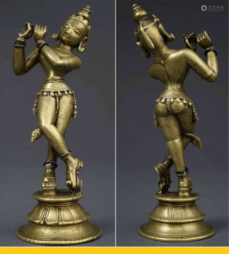 SUJET EN BRONZE A L'EFFIGIE DE KRISHNA