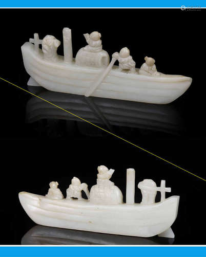 MODELE D'UN BATEAU / SAMPAN SCULPTE EN JADE NEPHRITE CELADON