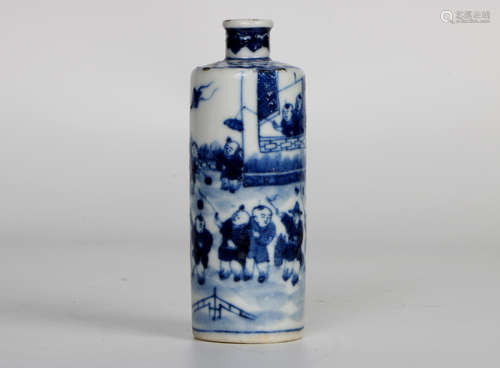 A chinese blue&white snuff bottle