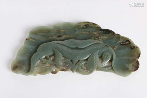 A chinese green jade