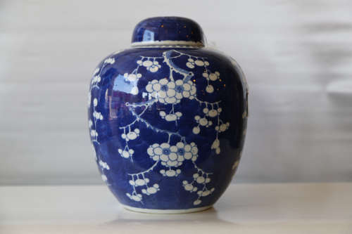A chinese blue&white jar