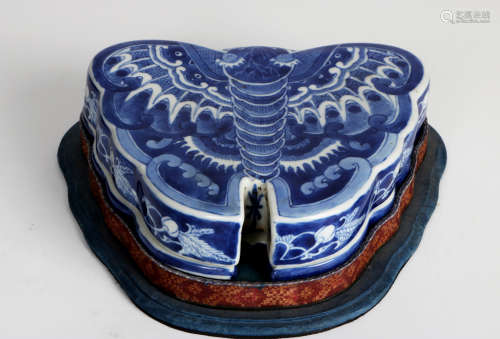 A chinese blue&white plate