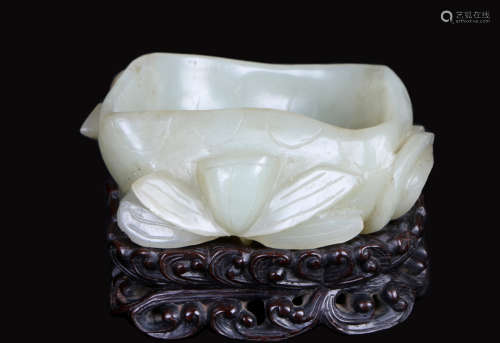 A chinese hetian jade brush pot with rosewood base