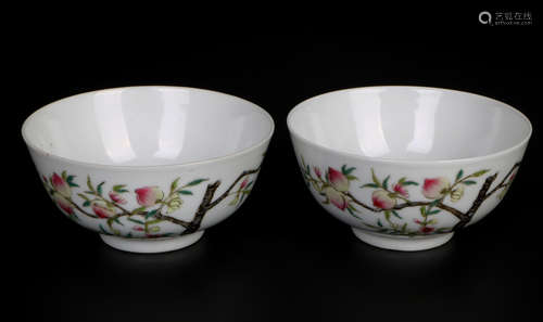 A pair of chinese famille rose bowls