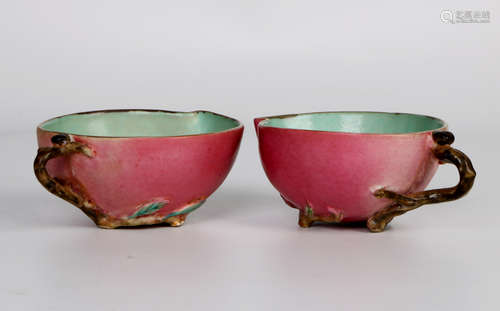 A pair of chinese porcelain cups