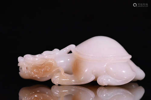 AN OLD TIBETAN HETIAN JADE DRAGON TURTLE CARVED ORNAMENT