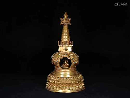 A EIGHTEENTH CENTURY TIBETAN GILT BRONZE PAGODA