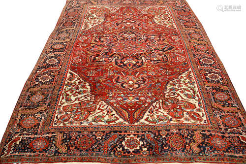 PERSIAN HERIZ WOOL ORIENTAL RUG 1960