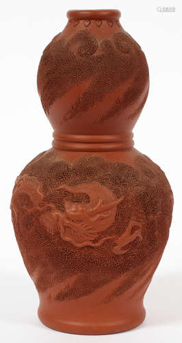 CHINESE CERAMIC DOUBLE GOURD VASE