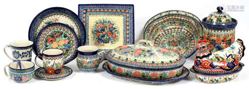 UNIKAT HAND-PAINTED BOLESLAWIEC DINNER SERVICE