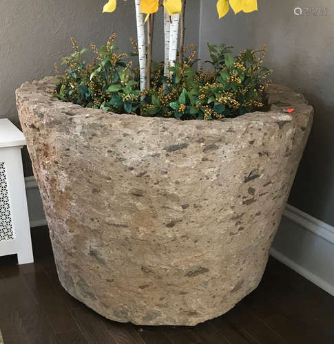 STONE GARDEN PLANTER, H 26 1/2