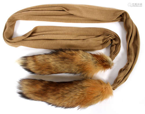 BEIGE WOOL SCARF, FOX TAILS L 92