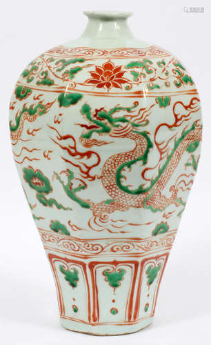 CHINESE GREEN & ROUGE DRAGON PORCELAIN VASE