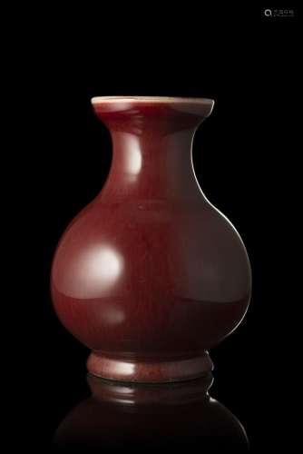 清 康熙 郎窯紅釉瓶