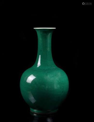 中國 二十世紀 雍正仿款 綠釉賞瓶