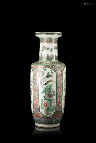中國 十九世紀 五彩花鳥紋棒槌瓶
