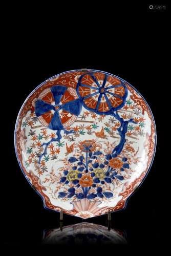 日本 十九世紀 伊萬里花卉紋貝殼形盤