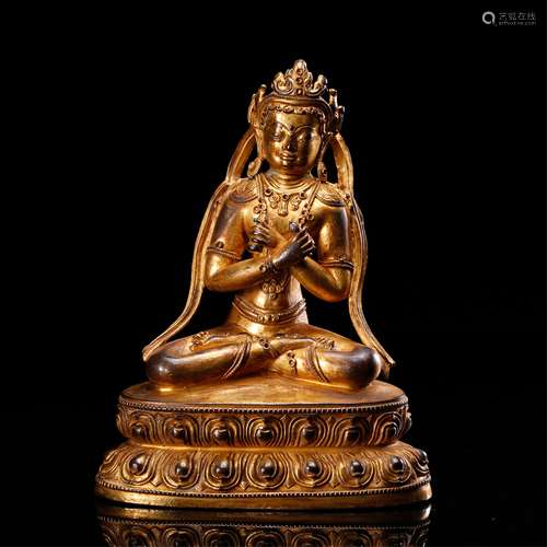 CHINESE GILT BRONZE SEATED GUANYIN