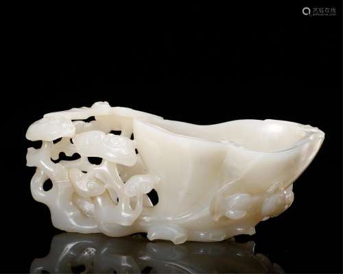 CHINESE WHITE JADE WATER COUPE