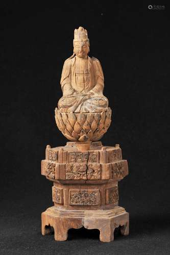 CHINESE WOOD FIGURE OF GUANYIN