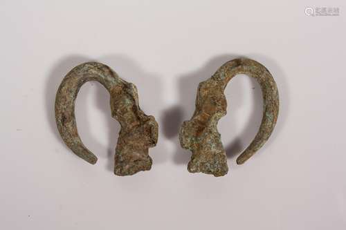 PAIR OF ANCIENT ROMAN BRONZE EARRING