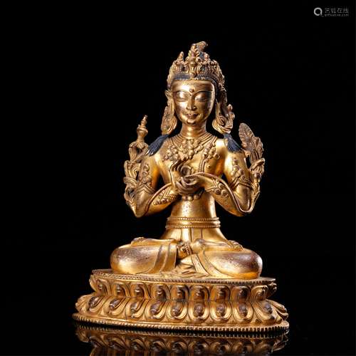 CHINESE GILT BRONZE SEATED GUANYIN