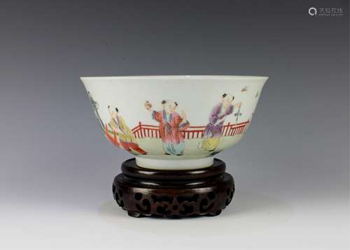 CHINESE FAMILLE ROSE PORCELAIN BOWL