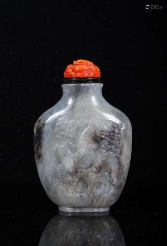 CHINESE GREY JADE CARVED SNUFF BOTTLE