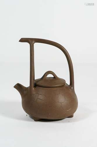 CHINESE YIXING ZISHA TEA POT WITH MARK