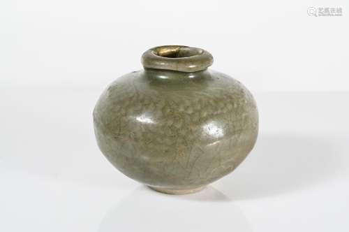 CHINESE CELADON GLAZED SCHOLAR WATER POT