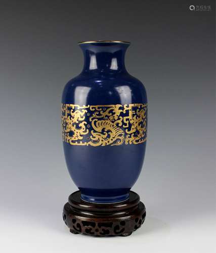 CHINESE GILT BLUE GLAZED MEIPING VASE