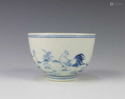 CHINESE BLUE AND WHITE PORCELAIN BOWL